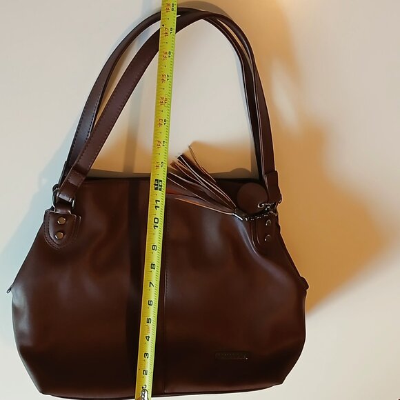 Namaste GUC Brown Shoulder Bag - Picture 5 of 13
